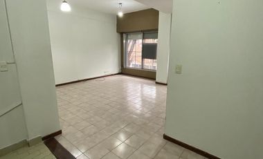 Departamento en Quilmes en venta 3 ambientes cercano a plaza Conesa