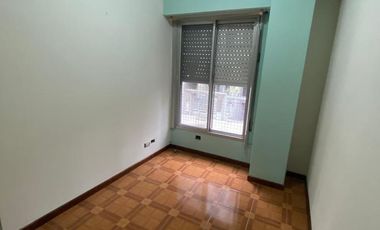 Departamento en Quilmes en venta 3 ambientes cercano a plaza Conesa