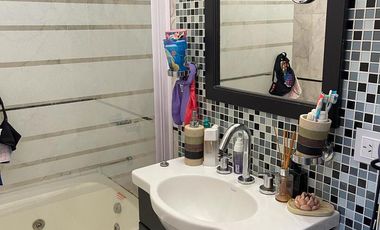 Venta  Chalet 9 Amb. S/Lote 20x45  Ramos Mejía  con Piscina