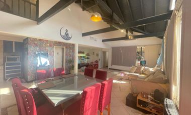 Venta  Chalet 9 Amb. S/Lote 20x45  Ramos Mejía  con Piscina