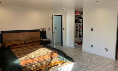 Venta  Chalet 9 Amb. S/Lote 20x45  Ramos Mejía  con Piscina