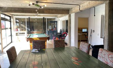Venta  Chalet 9 Amb. S/Lote 20x45  Ramos Mejía  con Piscina
