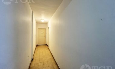 Venta departamento 2 ambientes en Coghlan