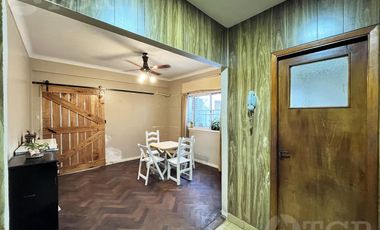 Venta departamento 2 ambientes en Coghlan