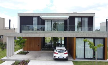 Espectacular casa 7 amb en La Calesa, Pilara | VCO Propiedades