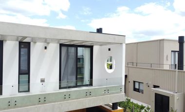Espectacular casa 7 amb en La Calesa, Pilara | VCO Propiedades
