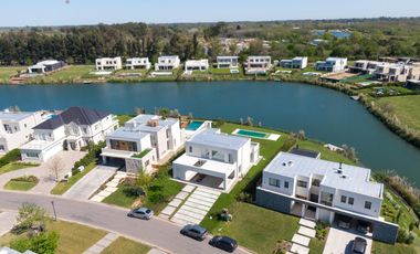 Casa a la laguna en Pilara - La Calesa Orientacion NO | Mallmann Propiedades