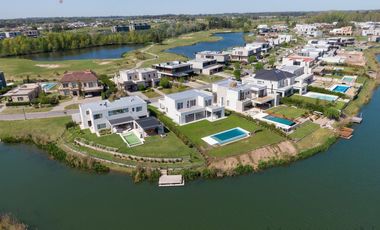 Casa a la laguna en Pilara - La Calesa Orientacion NO | Mallmann Propiedades