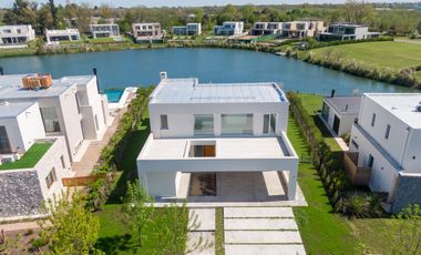 Casa a la laguna en Pilara - La Calesa Orientacion NO | Mallmann Propiedades