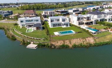 Casa a la laguna en Pilara - La Calesa Orientacion NO | Mallmann Propiedades