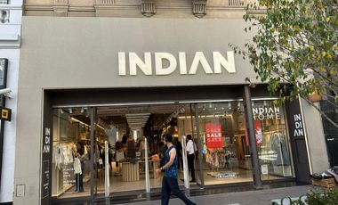 Venta local con Edificio de 2000mts en San Nicolás / Retiro