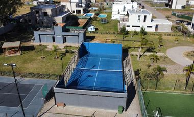 Casa en Barrio 