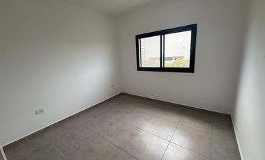 Casa en Venta en San Sebastian TRES DORMITORIOS ppal en suite con vestidor!!! En San Sebastian Area 12