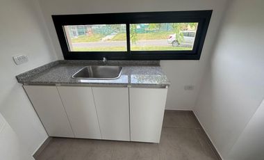 Casa en Venta en San Sebastian TRES DORMITORIOS ppal en suite con vestidor!!! En San Sebastian Area 12