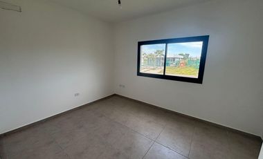 Casa en Venta en San Sebastian TRES DORMITORIOS ppal en suite con vestidor!!! En San Sebastian Area 12