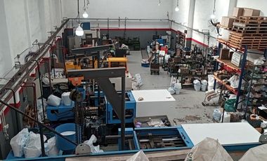 Deposito de 410 m2  Avda. Belgrano Don Torcuato - Zona Industrial 1