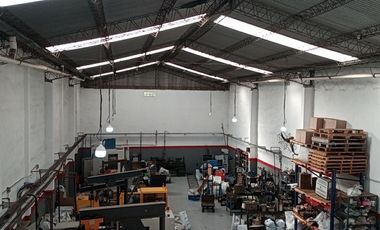 Deposito de 410 m2  Avda. Belgrano Don Torcuato - Zona Industrial 1
