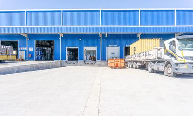 Depósito en Zarate KM 90 3600 M2 CON HIDRANTES