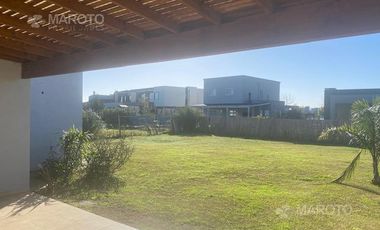 Casa en ALQUILER  en El Canton - MAROTO PROPIEDADES