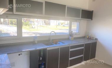 Casa en ALQUILER  en El Canton - MAROTO PROPIEDADES