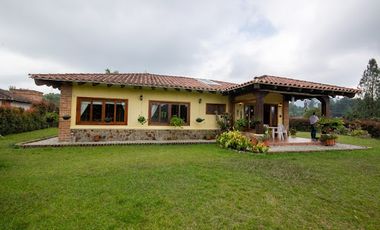 ARRIENDO de CASAS en ENVIGADO