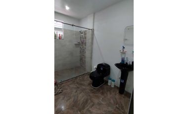 VENTA-CASA-3 PISOS-PALMIRA-ALTAMIRA