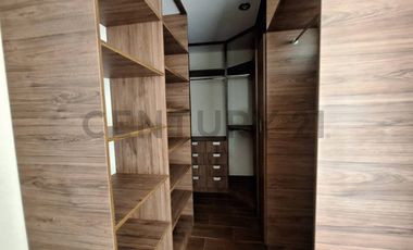 HERMOSA CASA EN VENTA EN RESIDENCIAL LAS VIÑAS DE POCOLLAY- TACNA