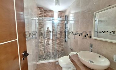 HERMOSA CASA EN VENTA EN RESIDENCIAL LAS VIÑAS DE POCOLLAY- TACNA