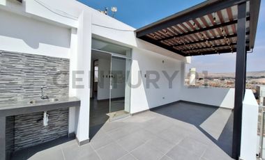 HERMOSA CASA EN VENTA EN RESIDENCIAL LAS VIÑAS DE POCOLLAY- TACNA
