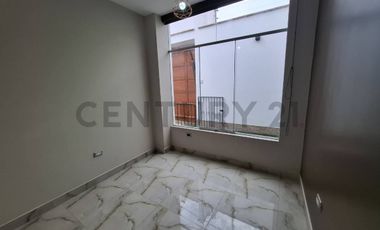 HERMOSA CASA EN VENTA EN RESIDENCIAL LAS VIÑAS DE POCOLLAY- TACNA