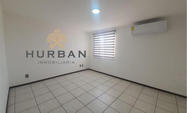 HURBAN VENDE casa Amplia al surponiente de Aguascalientes.