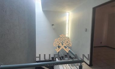 HURBAN VENDE casa Amplia al surponiente de Aguascalientes.