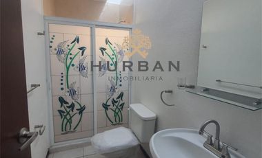 HURBAN VENDE casa Amplia al surponiente de Aguascalientes.