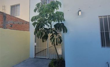 HURBAN VENDE casa Amplia al surponiente de Aguascalientes.