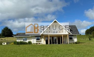 Casa en Venta en Los Copihues, Ruta 215 Entre Lagos