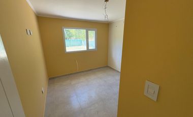 VENDE CASA EN LOS CANALES DE PLOTTIER