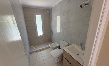 VENDE CASA EN LOS CANALES DE PLOTTIER