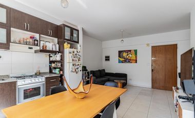 Departamento · 2 Ambientes · Piscina · Machain 4100 · Saavedra