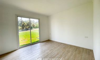 Casa en Arriendo en Alvaro Casanova, La reina