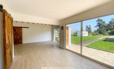 Casa en Arriendo en Alvaro Casanova, La reina
