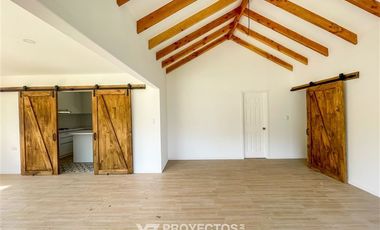 Casa en Arriendo en Alvaro Casanova, La reina