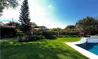 CASA EN VENTA / OPORTUNIDAD DE COMPRA/ EN OBRA NEGRA /  EN CONDOMINIO