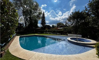 CASA EN VENTA / OPORTUNIDAD DE COMPRA/ EN OBRA NEGRA /  EN CONDOMINIO