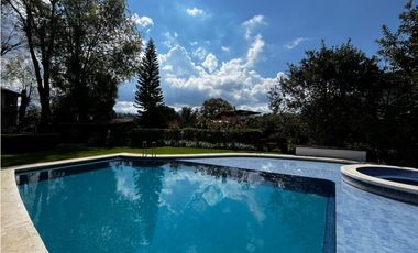 CASA EN VENTA / OPORTUNIDAD DE COMPRA/ EN OBRA NEGRA /  EN CONDOMINIO
