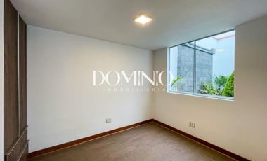 CASA EN ALQUILER EN MIRAFLORES, A PASOS DEL COLEGIO HUMBOLDT