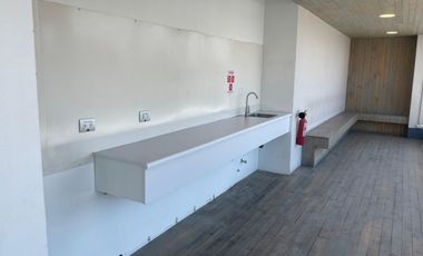 ARRIENDO Oficina habilitada de 309,85 m2, Metro Pedro de Valdivia