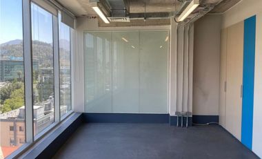 ARRIENDO Oficina habilitada de 309,85 m2, Metro Pedro de Valdivia