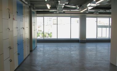 ARRIENDO Oficina habilitada de 309,85 m2, Metro Pedro de Valdivia