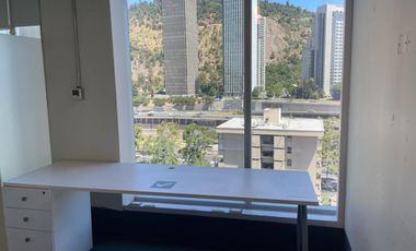 ARRIENDO Oficina habilitada de 309,85 m2, Metro Pedro de Valdivia