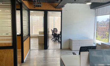 ARRIENDO Oficina habilitada de 153,31 m2 , Metro Pedro de Valdivia